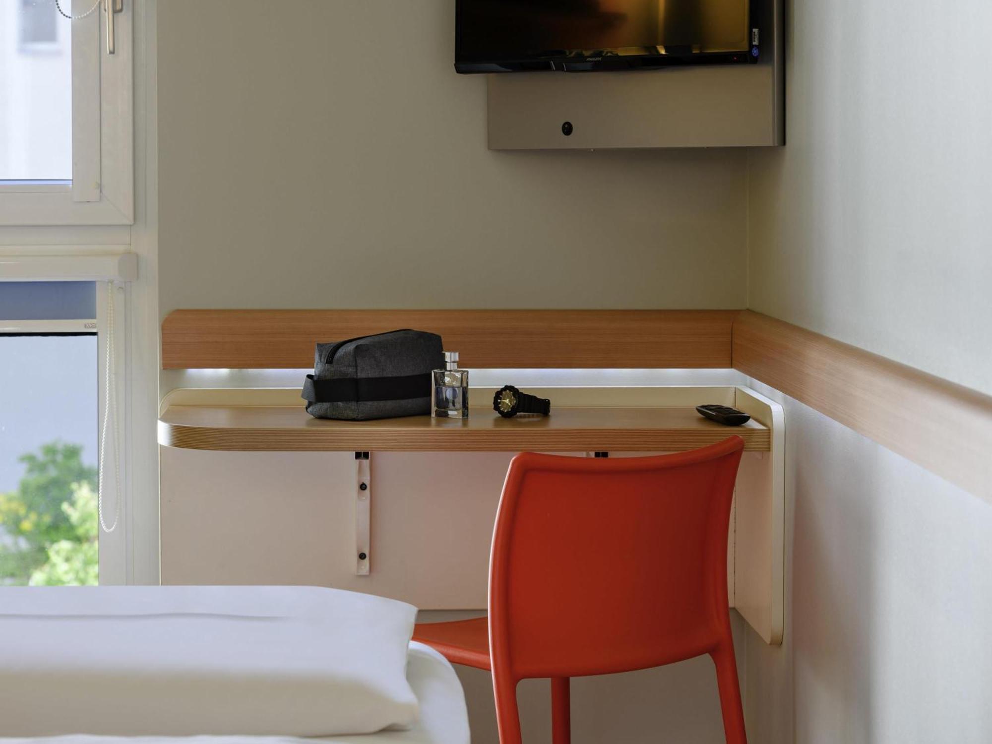 Ibis Budget Muenchen City Olympiapark — Photos 1